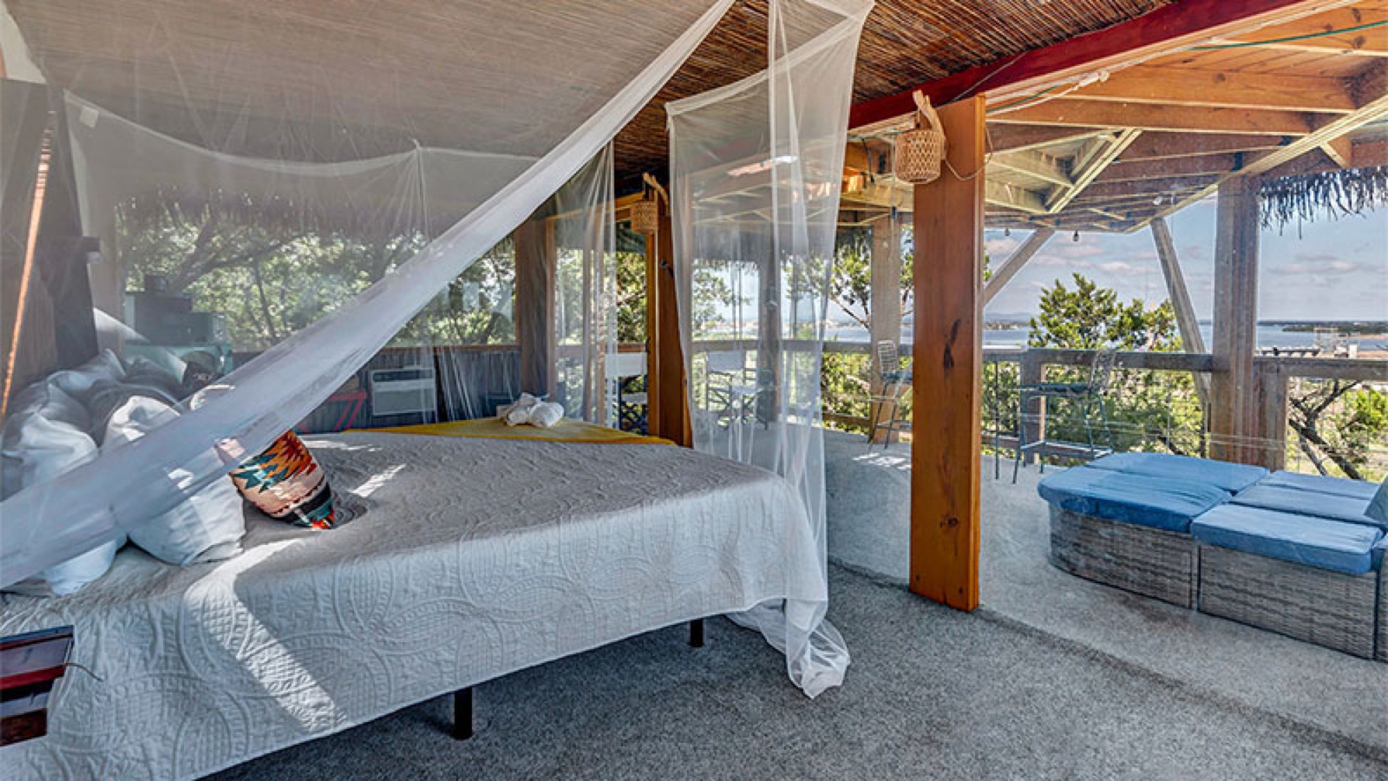 The Bird's Nest Retreat